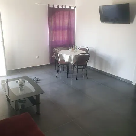 With Free Parking And No Balcony But Terase In Front Of The House *