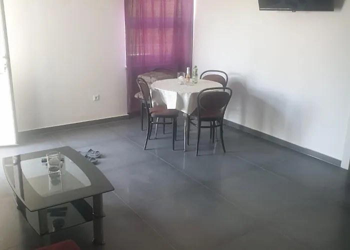 With Free Parking And No Balcony But Terase In Front Of The House *